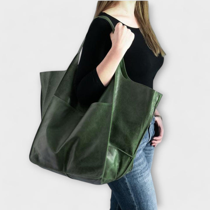 Olívia – Oversized Weekender Bag