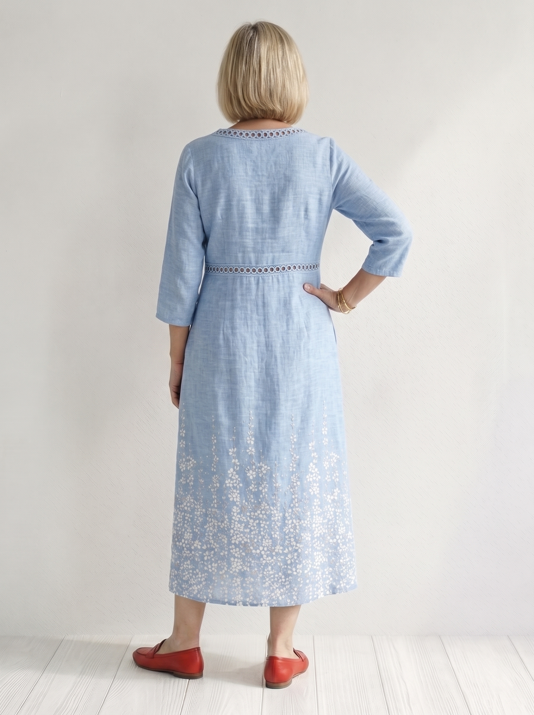 Soft Summer Midi Dress in Blue